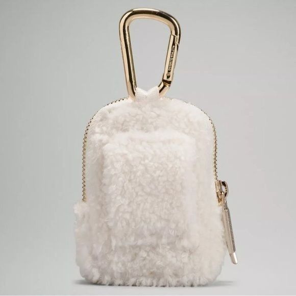 Lululemon Nano Clip On Backpack White Fleece Nwt - Picture 2 of 5